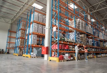 Sklad s logistickým službami - Košice / Warehouse with logistics services - Košice