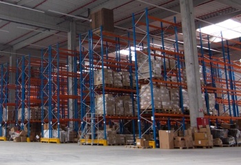 Prenájom skladu so službami v Trnave / Warehouse with services for lease in Trnava