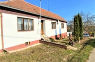Prodej domu 127 m2,  3+1 s garáží, 300 metrů od vinohradu a zámku Sádek, Kojetice