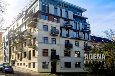 Byt 3+kk, UP 121m², sklep, garáž, lodžie, balkón - klidná a zelená lokalita Praha 5 Košíře, Ev.č.: 21098