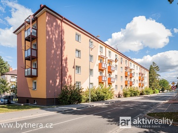 Prodej bytu 2+1, 53m2, balkon, sklep, OV