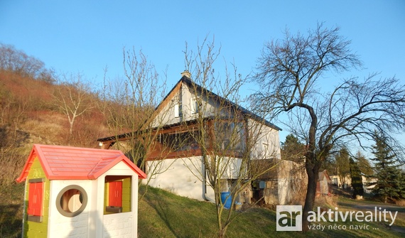 Celoročně obyvatelná chata 51 m2, pozemek 4.175 m2, Litoměřice - Třeboutice