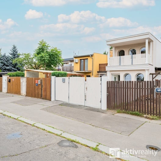 Prodej rodinného domu 98 m², Praha - Prosek