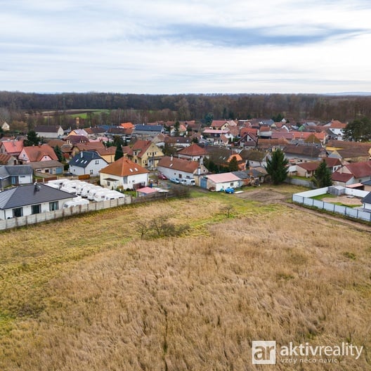 Prodej stavebního pozemku 1087 m², Tuhaň