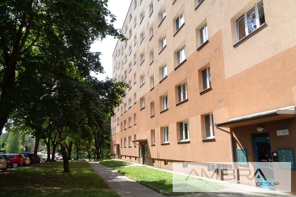 Byt 2+1 s balkónem; ul. Emila Holuba,  Havířov