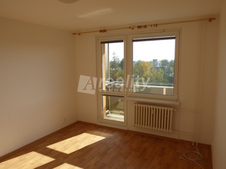 Pronájem bytu 2+1 s balkonem, 58,6 m2, Třebíč, Nové Dvory