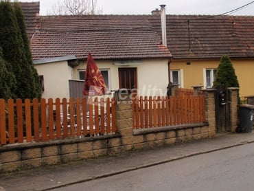 Prodej rodinného domu,193 m2 - Stanoviště - Brno - venkov