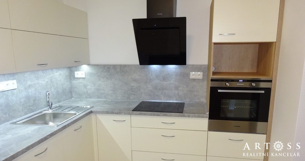 Pronájem, byt 1+1, ulice Nad Čertovkou, Blansko, CP 33m² - Blansko