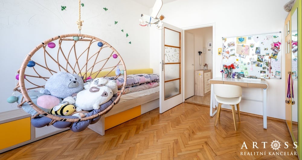 Prodej bytu 4+1 s balkonem , garáž, zahrada , ulice Berkova , Brno - Královo Pole,m CP 108m2