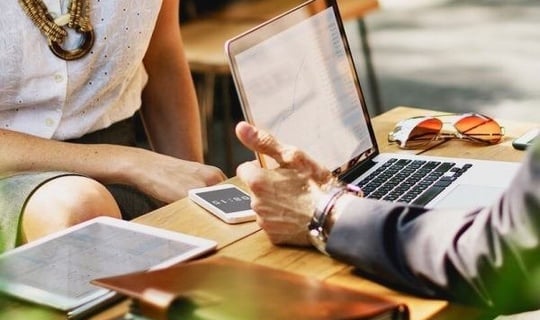 Konzultace s makléřem: První krok k úspěšnému prodeji