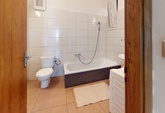 Byt-21-Brno-Bathroom