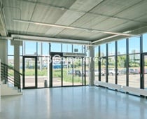 Pronájem obchodních a skladovacích prostor