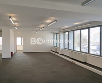 Pronájem samostatného kancelářského podlaží, 397m2