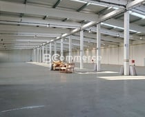 Pronájem vytápěného skladu s nákladovými rampami