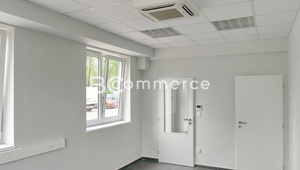 Pronájem kancelářské budovy s parkováním, 240m2, Brno-Tuřany