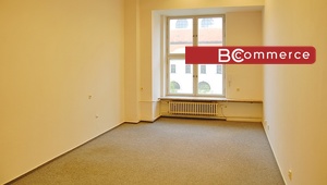 Pronájem samostatné klimatizované kanceláře v centru města Brna, 29m2