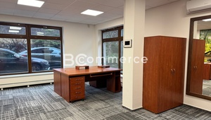 Pronájem přízemní kancelářsko-obchodní jednotky, 92 m², Brno - Starý Lískovec