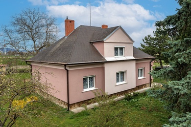 Prodej rodinného domu 187 m² s garáží a pozemkem 6.598 m2 - Čížkovice, Ev.č.: 00210