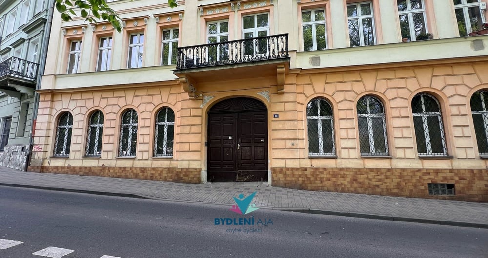 Prodej byty 3+1, 73 m² ,ulice u Hadích lázní Teplice.