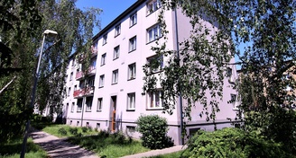 Prodej bytu 2+1 s balkonem a klimatizací, Praha 14