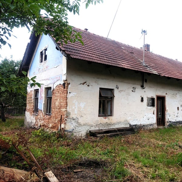 Dům 2+kk, 100m2, pozemek 1139m2  v obci Kasaličky.