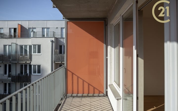 byt 2kk 60m2+ balkon 6m2, možnost garáž.stání, Vinohrady "Oskar centrum" Vinice, TRAM, M Strašnice