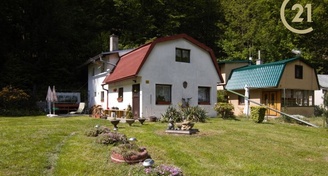 Chata se zahradou v obci Masečín, okr. Praha-západ