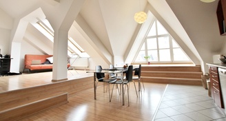Výjimečný střešní byt 3+kk 103 m2 s terasou 30 m2, ul. Panská 12