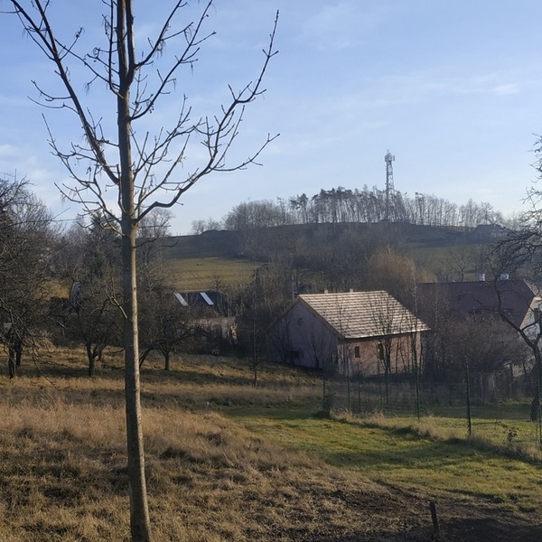 Pozemek, o celkové výměře 2 607m2, v obci Turkovice, na Praze Východ.