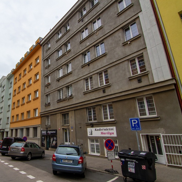 Prodej bytu 1+kk, velikost 25 m2, Praha 9 - Libeň