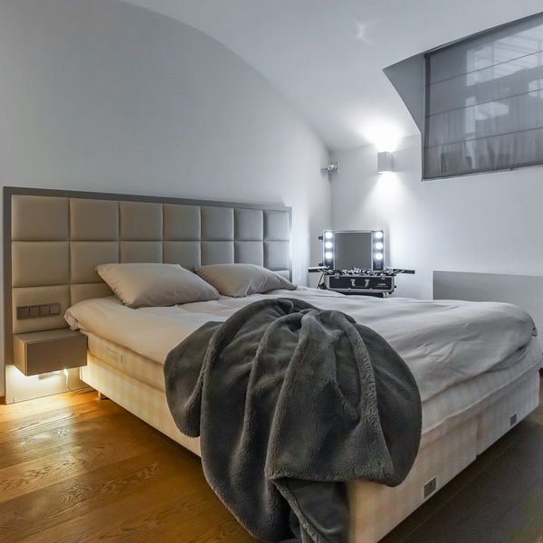 Luxusní mezonetový byt 2+1, 88m² - Praha - Nové Město