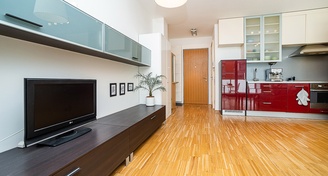 Moderní byt 2+kk/ B/ (60 m2), Rohanské nábřeží, Praha 8 - Karlín