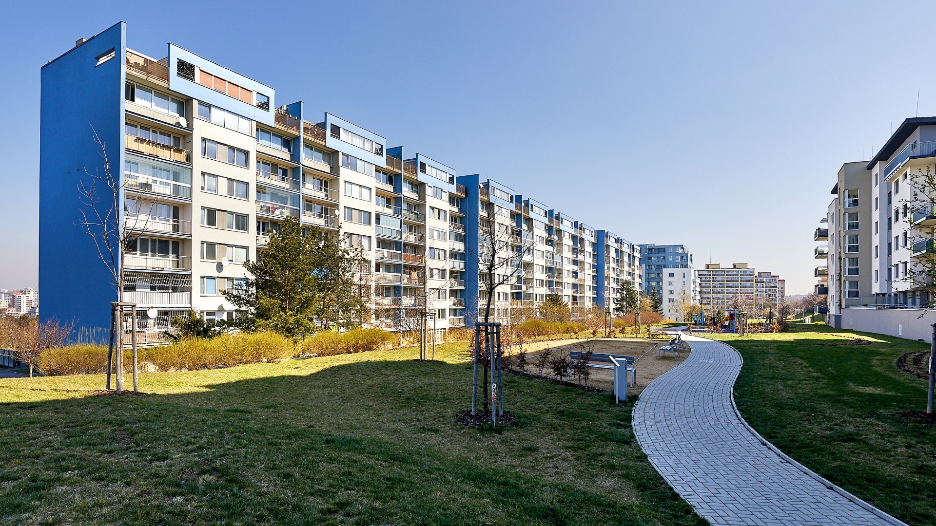 Pronájem bytu 2+kk s terasou, 56m², Praha - Hostivař