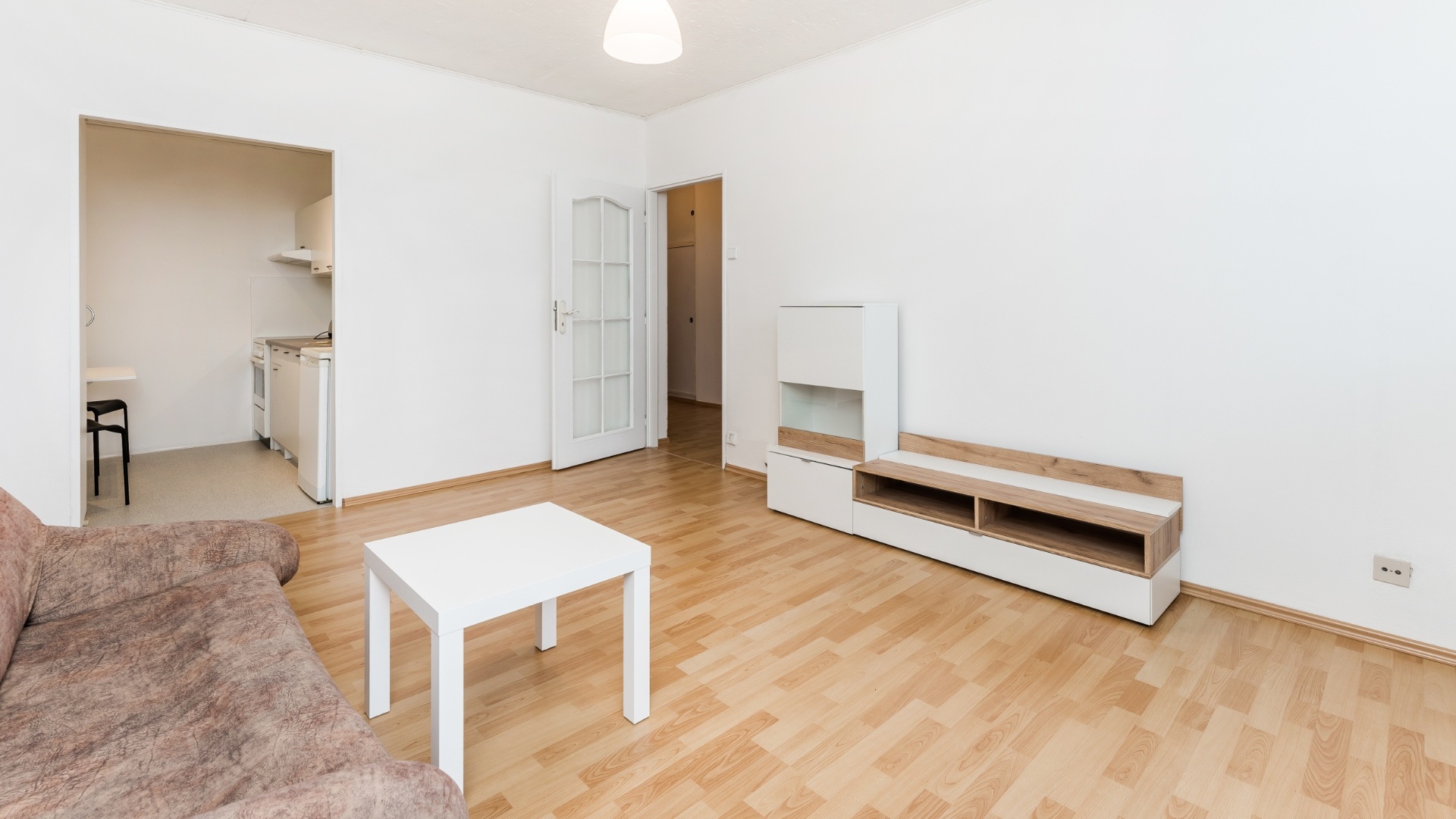 Pronájem bytu 2+kk, 45m² - Praha - Braník