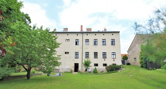 Nájemní dům Ostrovačice, náměstí Viléma Mrštíka, užitná plocha domu cca 803 m2