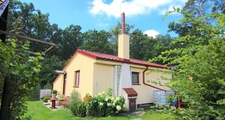 Prodej chaty 3+kk, 64 m², pozemek 1075 m², Hradištko – Kersko