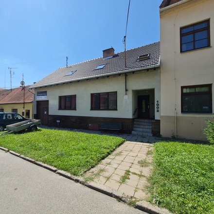 Dvougenerační dům ve Slavkově u Brna
