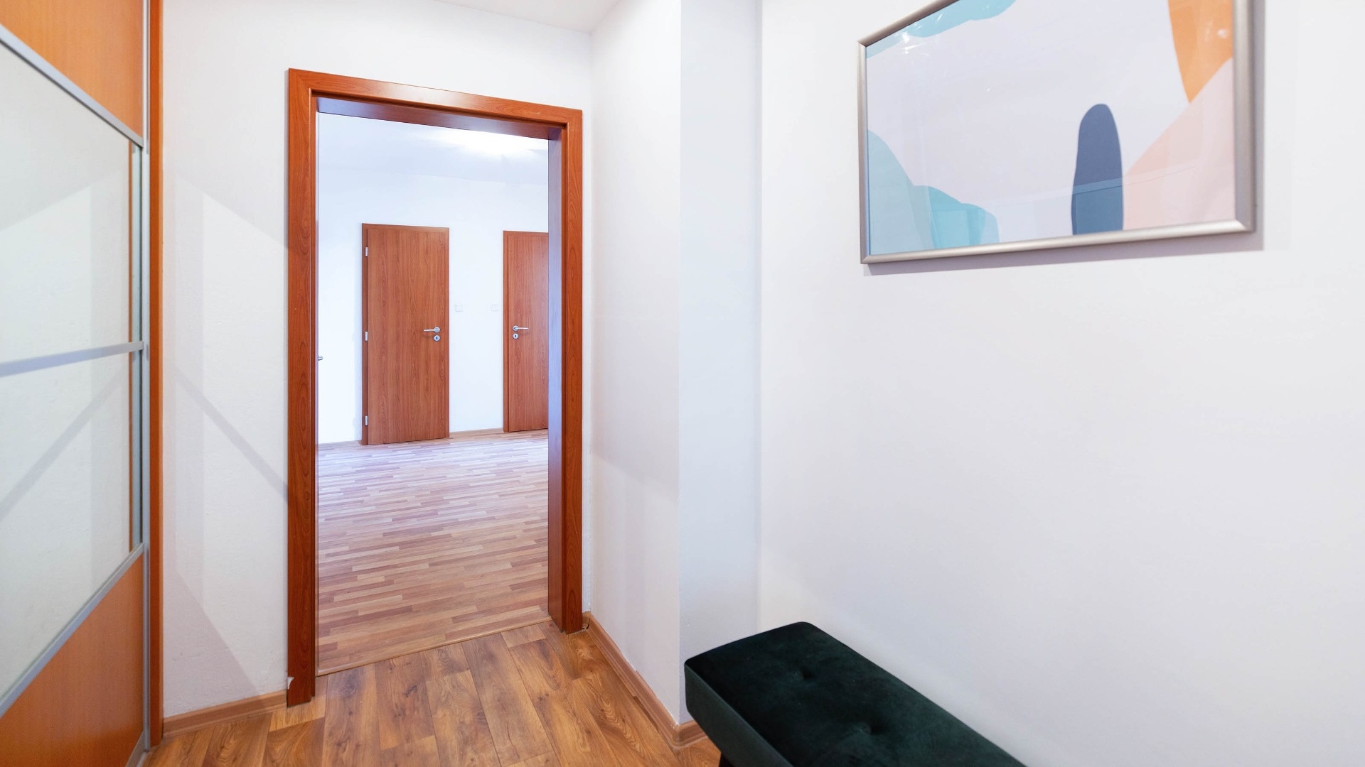Prodej prostorného, světlého bytu 3+kk s komorou a lodžií (86 m2), Praha Řepy - Makovského