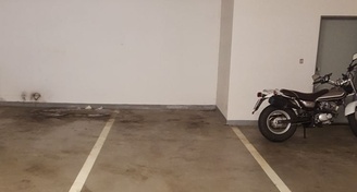Pronájem garážového stání u Anděla, 16 m², Praha, Smíchov