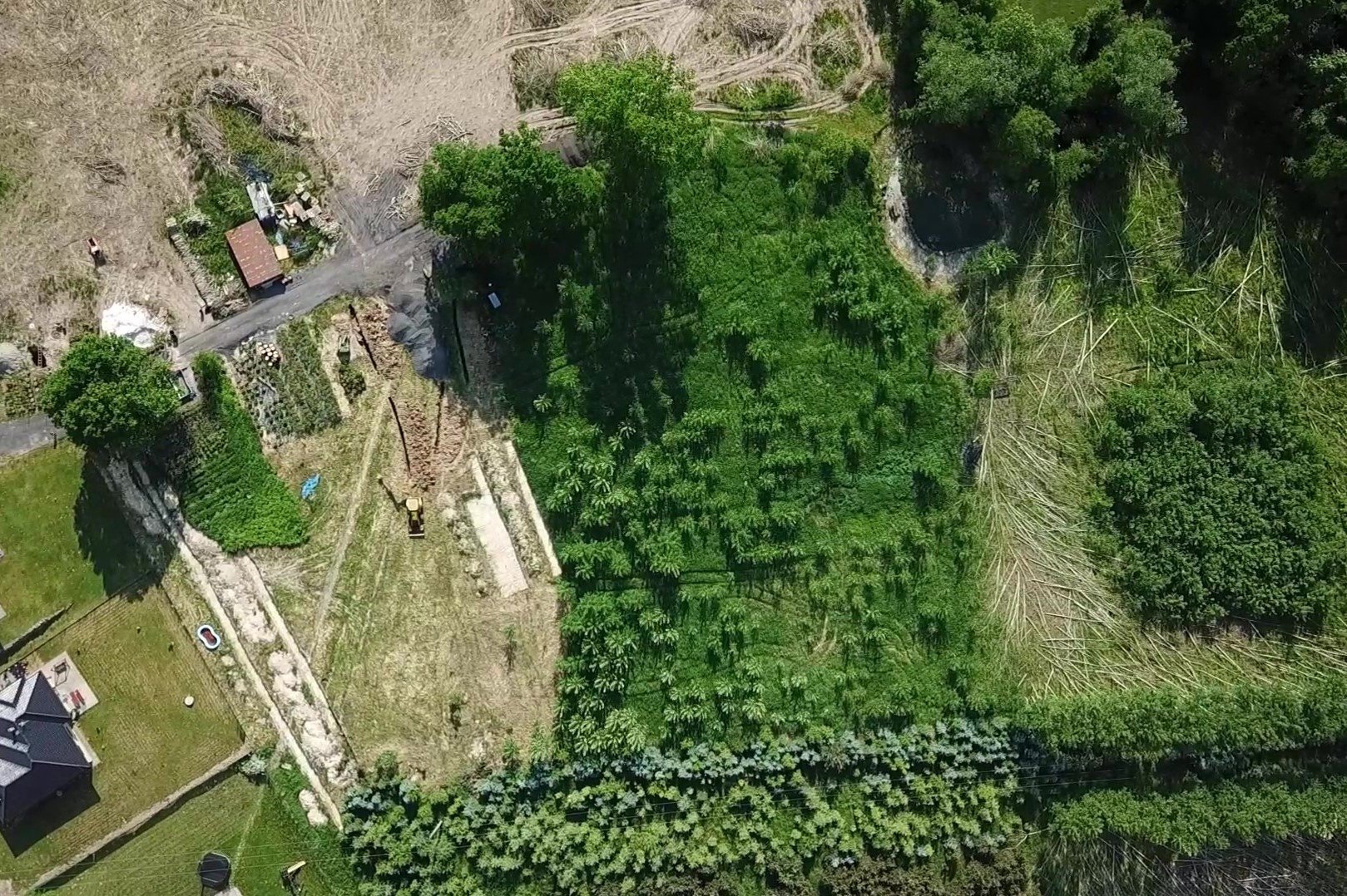 Prodej nestavebního pozemku, zahrady, 1 297 m², Třinec - Nebory