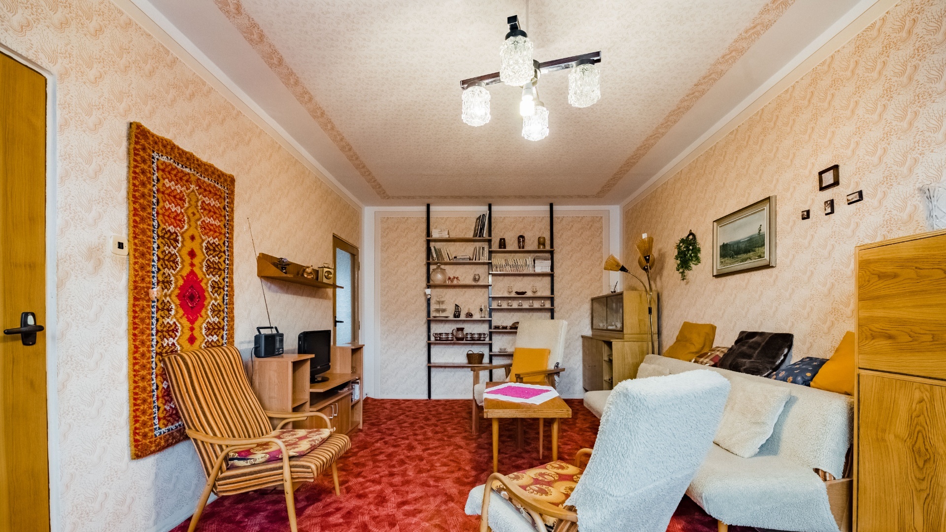 Prodej bytu 3+1 v osobním vlastnictví, 84 m², s balkónem a komorou, Tábor - Pražské sídliště