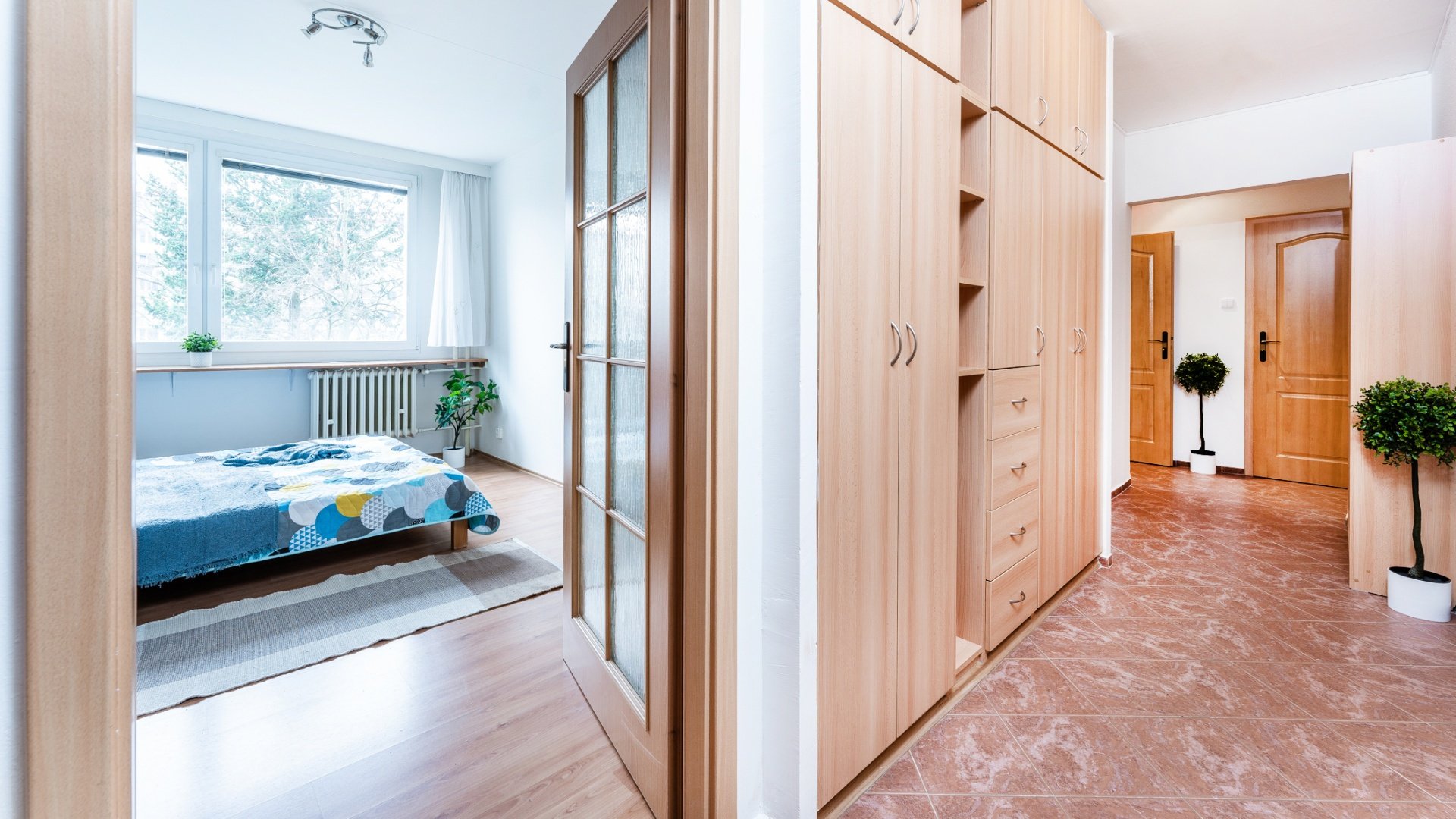 Pronájem bytu 3+kk (70 m²) s balkonem (6 m²) - Praha - Komořany