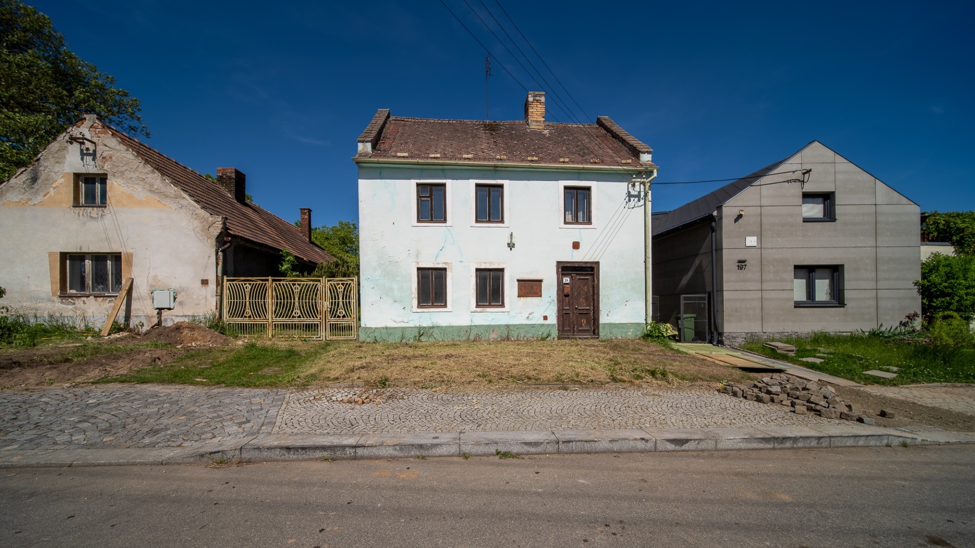 Prodej rodinného domu k rekonstrukci, 159m² v Bakově nad Jizerou