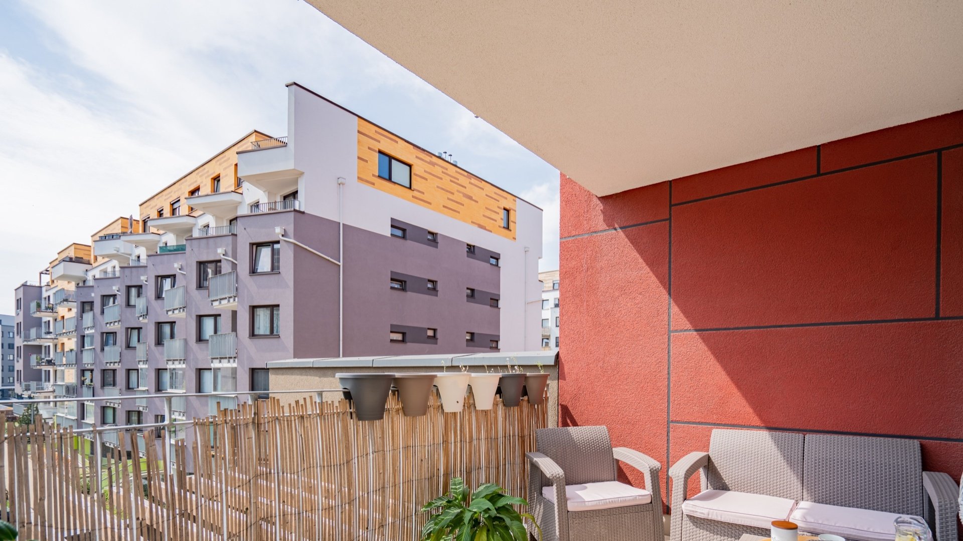 Prodej bytu 2+kk s terasou a prostornou lodžií, 70 m², Praha - Střížkov
