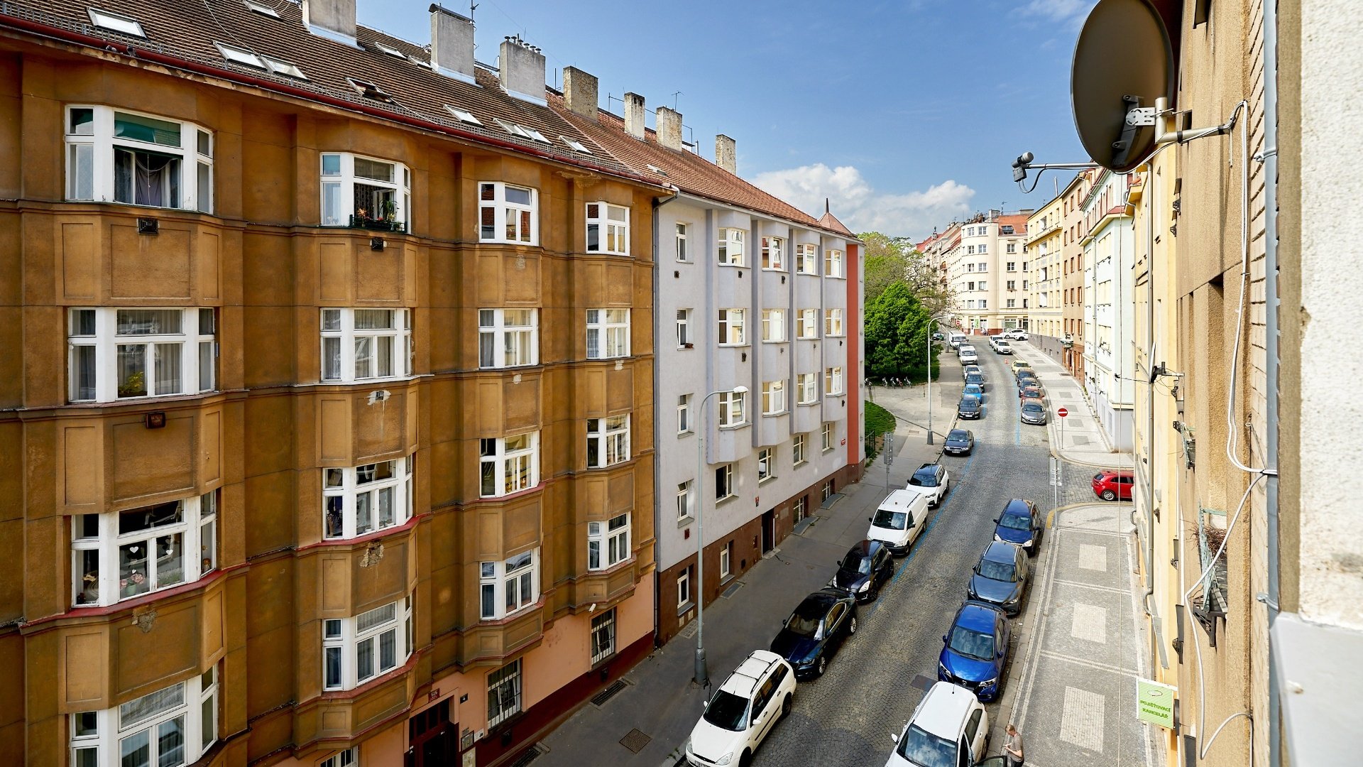 Pronájem zrekonstruovaného 2+kk, 55m², Praha - Nusle