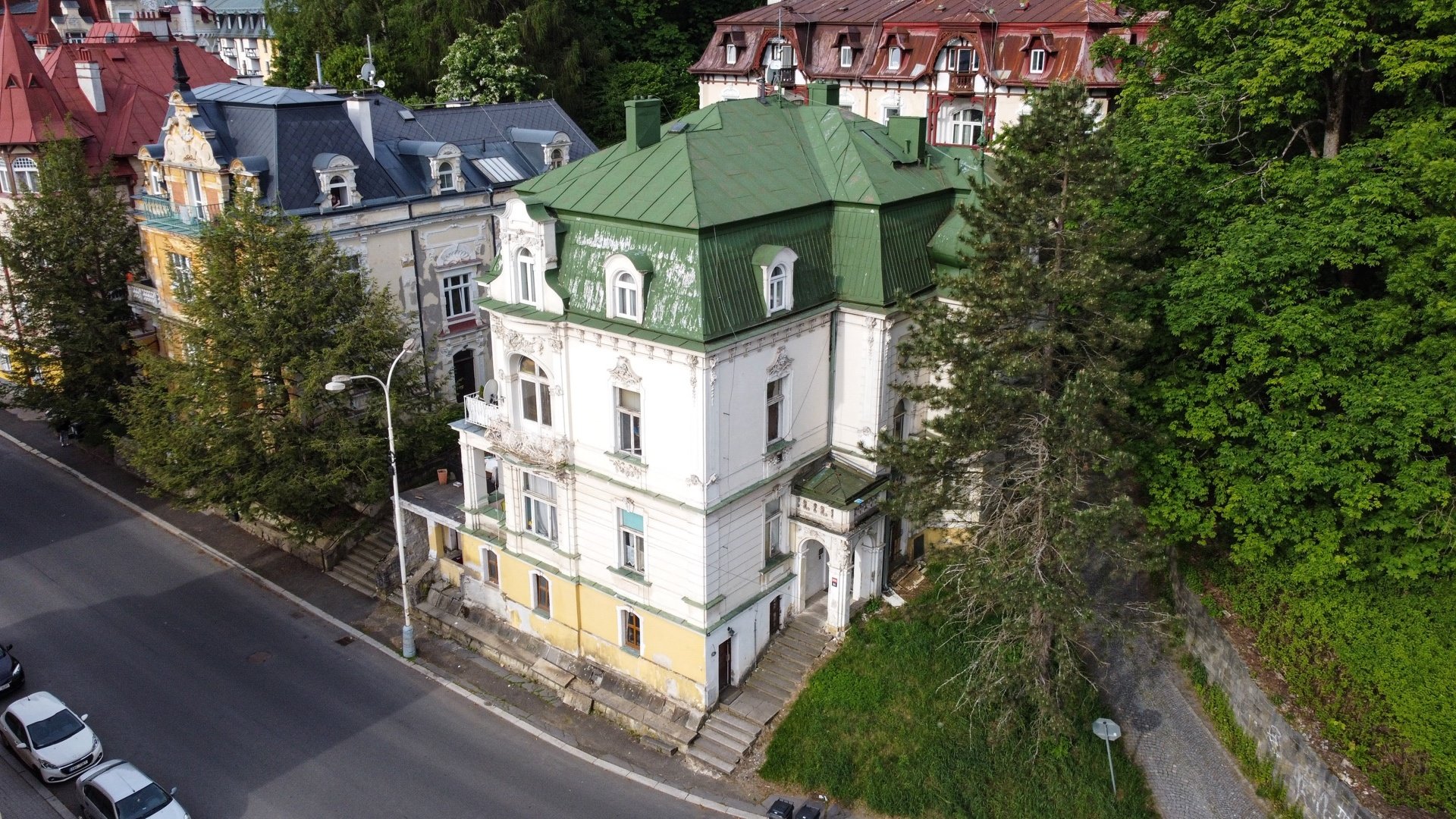 Prodej bytu 2+kk s terasou a balkónem, 70 m² - Mariánské Lázně