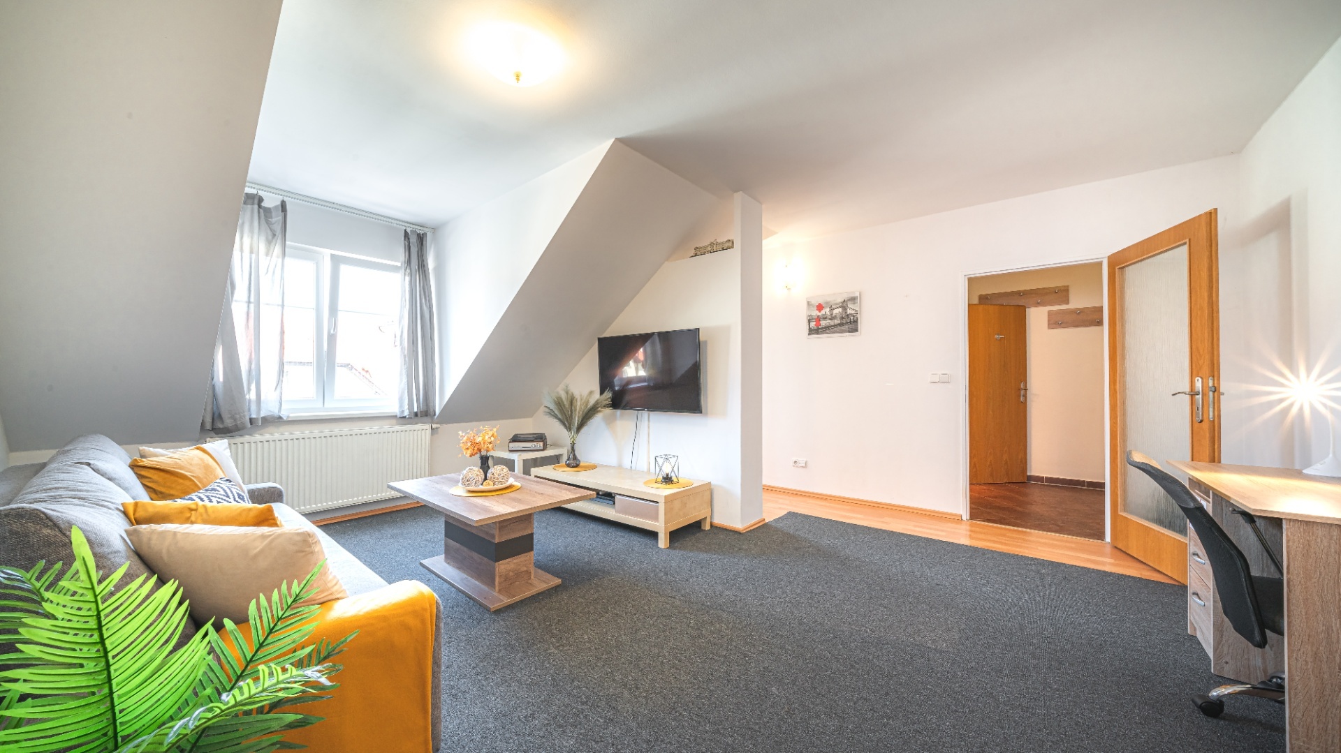 Prodej bytu 2+1, 64 m2 v Chrášťanech/ Praha západ