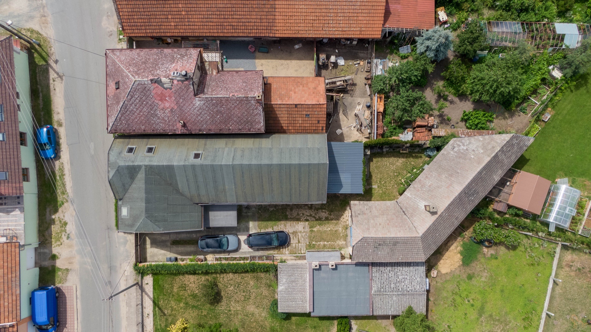 Prodej více-generačního rodinného domu,  140 m² a 481 m² pozemek - Hlavnovská ul., Dřísy
