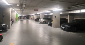 Parkovací stání – Karlín, metro Křižíkova