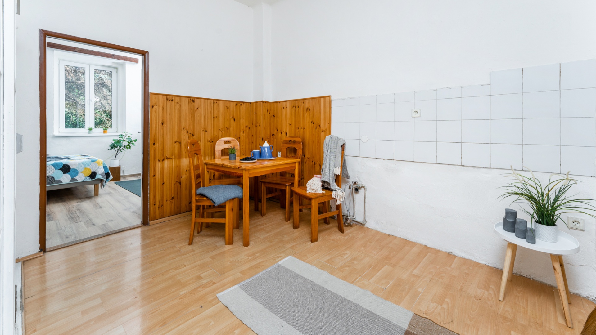 Prodej bytu 1+1 se zahradou 465 m² - Praha - Strašnice